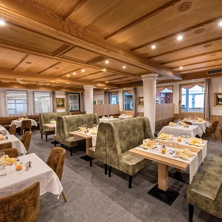 Hotel Zum Mohren Reschen